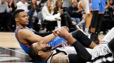 Debakl na úvod. Oklahomu sestřelil 38 body Aldridge