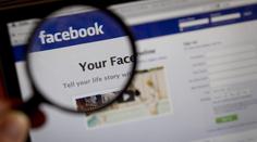 Facebook zrušil automatické zjišťování totožnosti lidí na fotkách