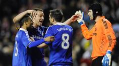 Fanoušci Chelsea zuří: Chceme zpátky Čecha a další legendy!