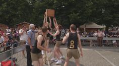 Český basketbal slaví 125 let. Kdysi se házelo do koše od broskví
