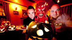 Halloween pobláznil i Čechy. Kde se vzal a proč vyřezáváme dýně?