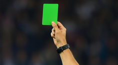 Ve fotbale byla poprvé použita zelená karta. Padla na mistrovství světa