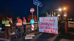 Němečtí zemědělci opět obsadili hranice s Českem. Protestují tak proti vládě