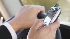 Bič na řidiče! Pokuty vzrostou, za telefon za volantem dáte až 10 tisíc
