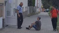 Za brutální zákrok minimální trest. Policista přijde o pár stovek z platu