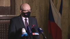 Pracovní karanténa: Válek naznačil, kdo by do práce s covidem mohl