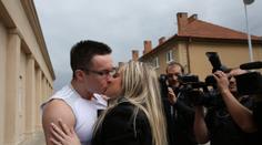 Nečesaný: "Snad nám dovolí mít s manželkou sex ve vězení!"