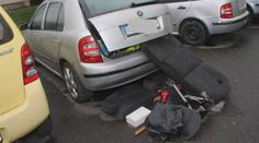 Policie dopadla muže, který měl způsobit statisícovou škodu. Údajně vykrádal auta