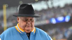 Nejlepší trenér historie končí: Blues vyhodili trenéra Hitchcocka!