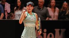 Bejlek zapisuje cenný skalp, dál jde i Vondroušová. Krejčíková padla