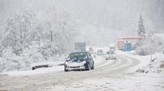 Sníh v Česku ztěžoval dopravu. Předpověď počasí na další dny