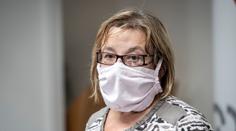 Hlavní hygienička měla zkolabovat při jednání vlády. Odvezla ji sanitka