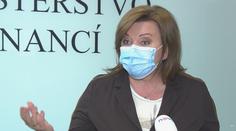Schillerová připouští schodek až půl bilionu korun. Opozice je v šoku