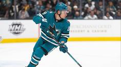 Velký přestup v NHL potvrzen. Tomáš Hertl přichází o hvězdného spoluhráče