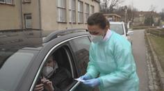 Češi zkoušejí vyzrát na potvrzení, na testy posílají známé