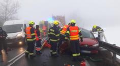 Vážná nehoda u Plzně: Pro těžce zraněné dítě (4) spěchal vrtulník!