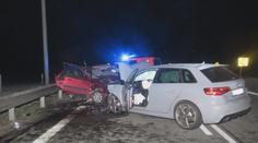 Auto v protisměru smetlo felicii, dva mrtví. Policie hledá svědky