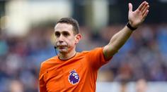 Bývalý sudí Premier League čelí obrovskému problému. Hrozí mu šest let