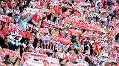 Válka mezi Slavií a fanoušky pokračuje. Nelíbí se jim ceny lístků, klub reaguje