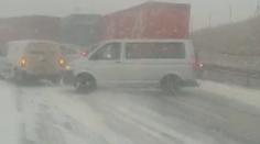 VIDEO: Hrozivé záběry z D5. Takhle se auta řítila do hromadné nehody