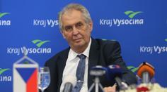 Zeman považuje koronavirus za hysterii. Chystá se na cestu do Číny