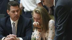 Dívka napsala příteli, aby se zabil, ten to udělal. Teď ji potrestali