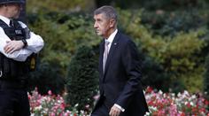 Babiš Čechy nepřesvědčil! Lidé informacím o Čapím hnízdu věří