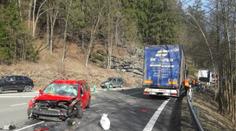 Teplo nalákalo motorkáře. Dva zemřeli, třetí je v nemocnici