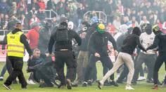 Výtržnostmi v Trnavě se zabývá i policie. Obvinila 11 mužů a zdaleka nekončí