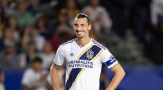 Zlatan soupeři zlomil lícní kost. Potrestán ale nebude&nbsp;