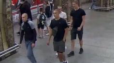 Policie hledá čtyři muže, kteří vypnuli v metru eskalátor. Zranila se kvůli nim seniorka