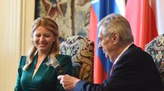 Čaputová je v Praze, jednala se Zemanem. Vzpomínali na revoluci