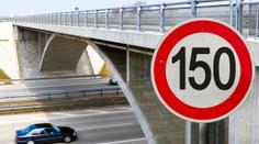 Řidiči jednoznačně vzkázali vládě, co si myslí o zvýšení rychlosti na 150 km/h