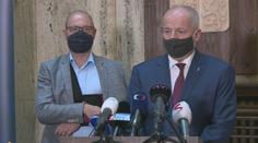 ŽIVĚ: Střední školy zavřeme, oznámil Prymula. Ruší se i některé předměty