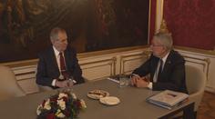 Zeman se sešel s rakouským prezidentem. Ocenil, že je kuřák