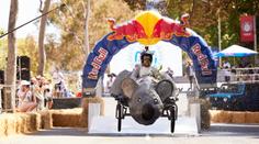 Red Bull Káry se řítí na Prahu! Tohle jsou jejich nejšílenější momenty