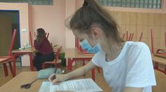 Maturanti letos nemusí psát slohovky! Na zkoušky dostanou víc času