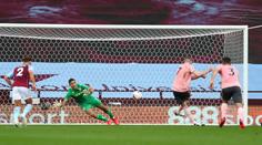 Aston Villa využila přesilovky i chycené penalty. Citizens porazili Wolves