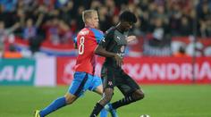 Po duelu Plzně se Slavií se řeší faul Limberského. Měl dostat červenou?