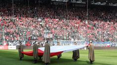 Bouře v Polsku: Slavný klub odmítl hrát u rivala, brání fanoušky po zákazu vstupu