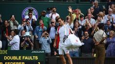 Kanár a dost? Roger Federer přemýšlí nad svou budoucností