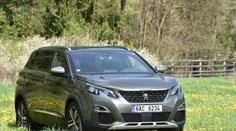 Je to SUV, není to SUV? Peugeot 5008 je pořád hlavně pro rodiny