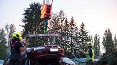 Do Česka se přihnaly bouřky! Padaly stromy, hasiči čerpali vodu