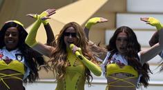 Show na hřišti i ve studiu. Během finále MS vystoupí Shakira i Tom Cruise