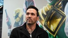 Zemřel Jason David Frank (49), hvězda seriálu Mighty Morphin Power Rangers
