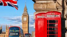 Británie trvá na zachování telefonních budek. Zachraňují prý životy