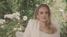 Nový přítel i nové album. Sledujte exkluzivní koncert a rozhovor s Adele