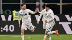 Inter Milán po více než dvou měsících prohrál. Škriniar byl v první půli vyloučen