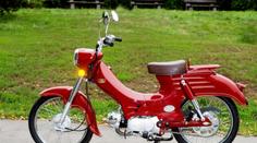 Legenda se vrací. Elektrický Pionýr se leskne mezi hity Motosalonu