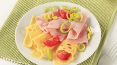 Supermarket stahuje z prodeje oblíbenou šunku. Může v ní být plíseň